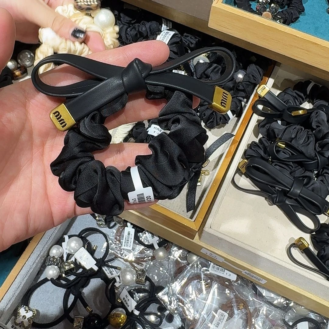 非金属妹妹蝴蝶结