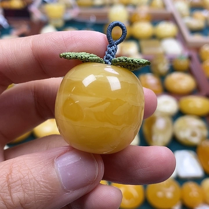 琥珀未镶嵌珠宝奇石14.13白花蜡墩子