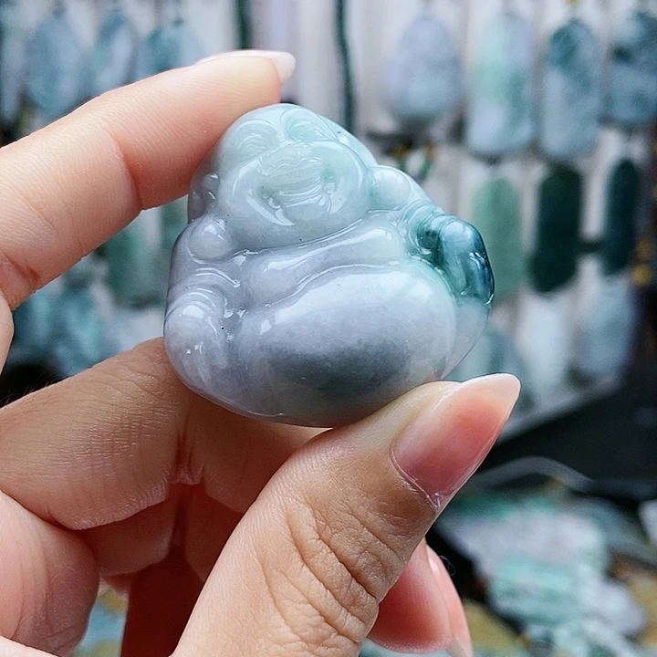 颈饰足铂镶嵌翡翠翡翠