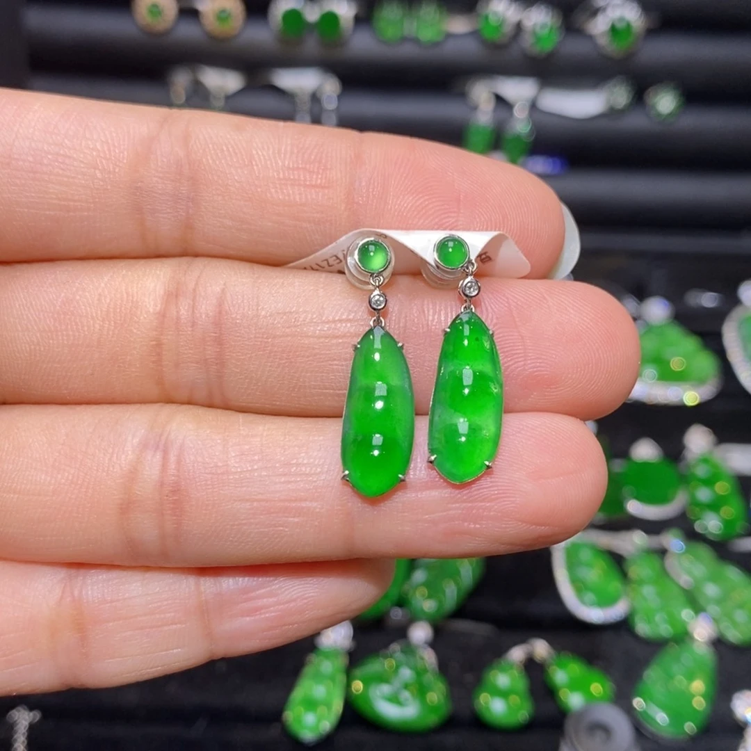 翡翠18K金镶嵌耳饰福豆耳坠