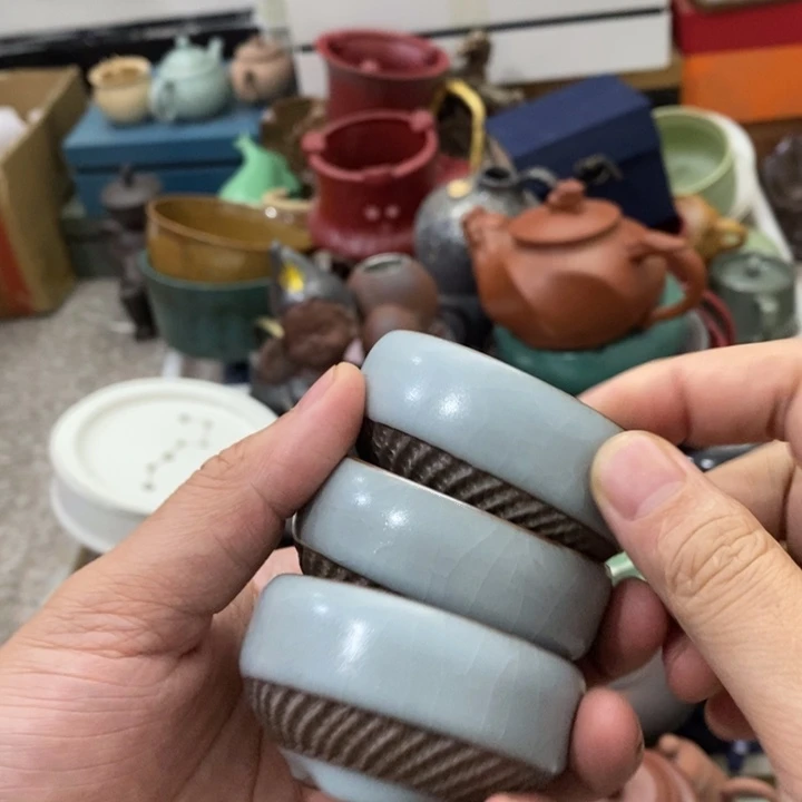 陶瓷艺术品及陶瓷壶