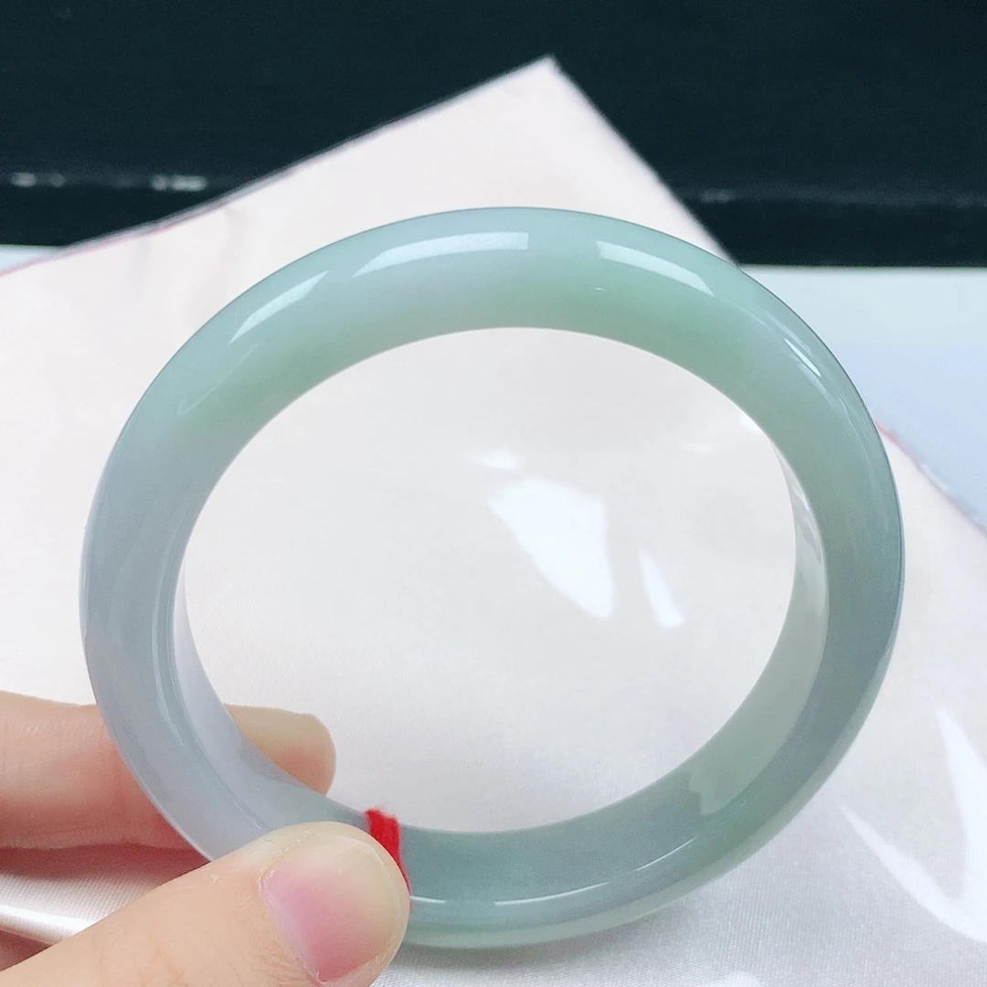 翡翠未镶嵌手镯60