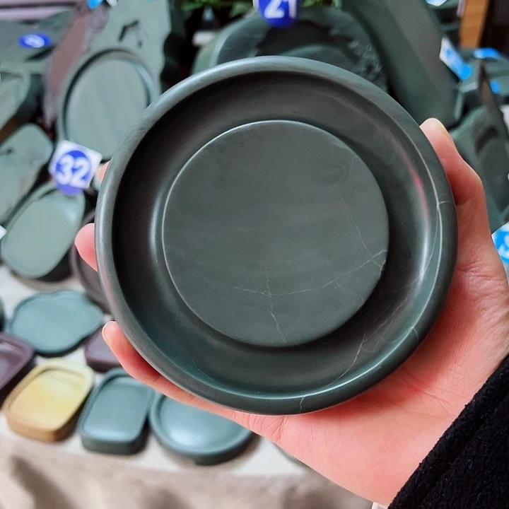 流***桥甘肃洮砚水泉老坑无纹火锅砚