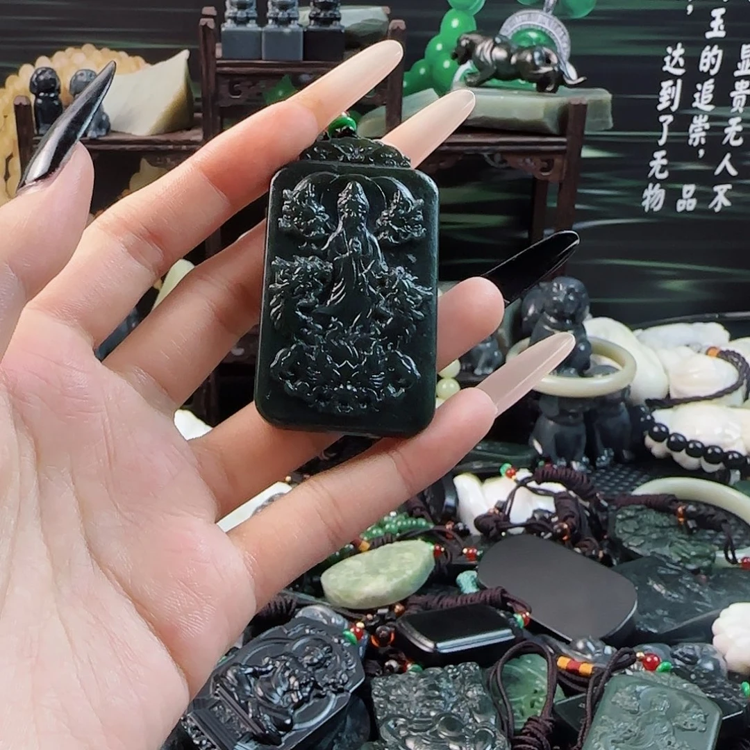 和田玉（糖玉）未镶嵌颈饰