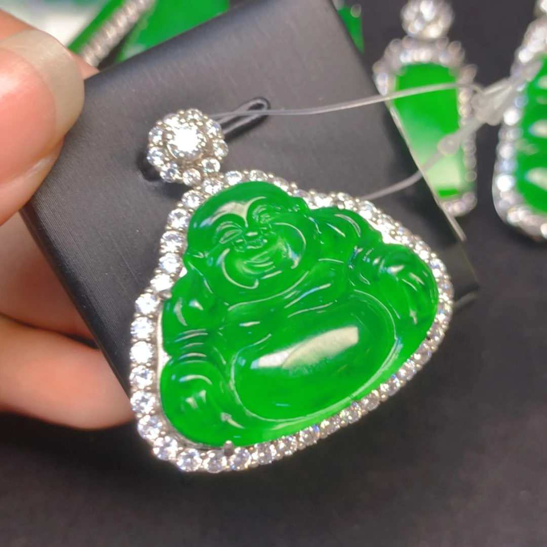 【闪购商品】颈饰银S925镶嵌翡翠