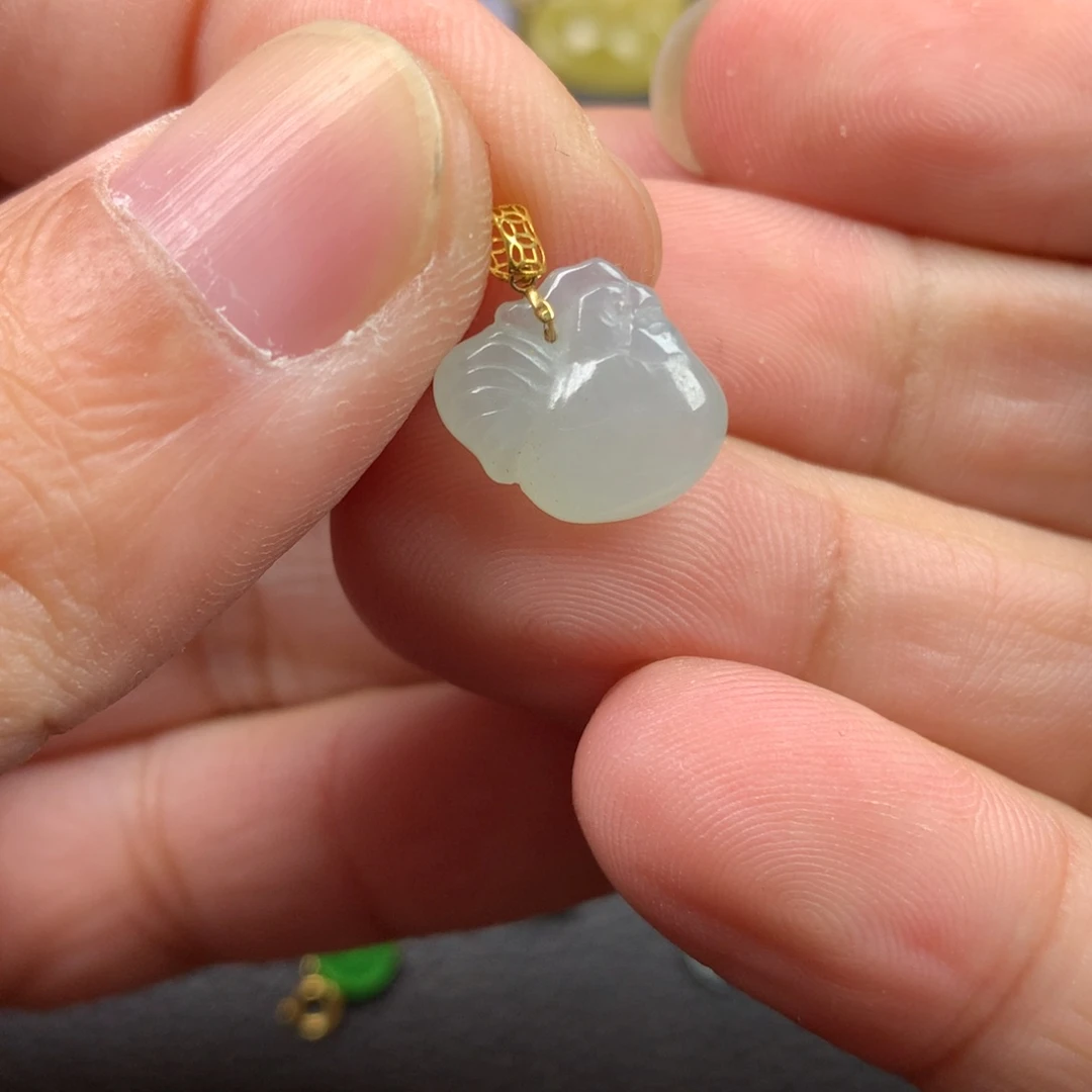 【闪购商品】颈饰18K金镶嵌翡翠翡翠