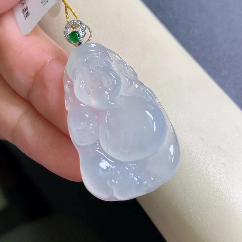 天然缅甸A货翡翠冰种财神爷吊坠