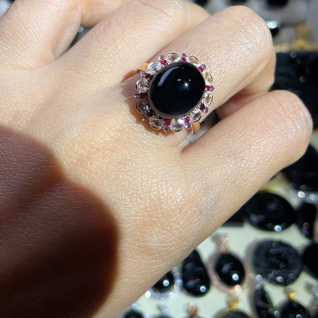 翡翠18K金镶嵌戒指