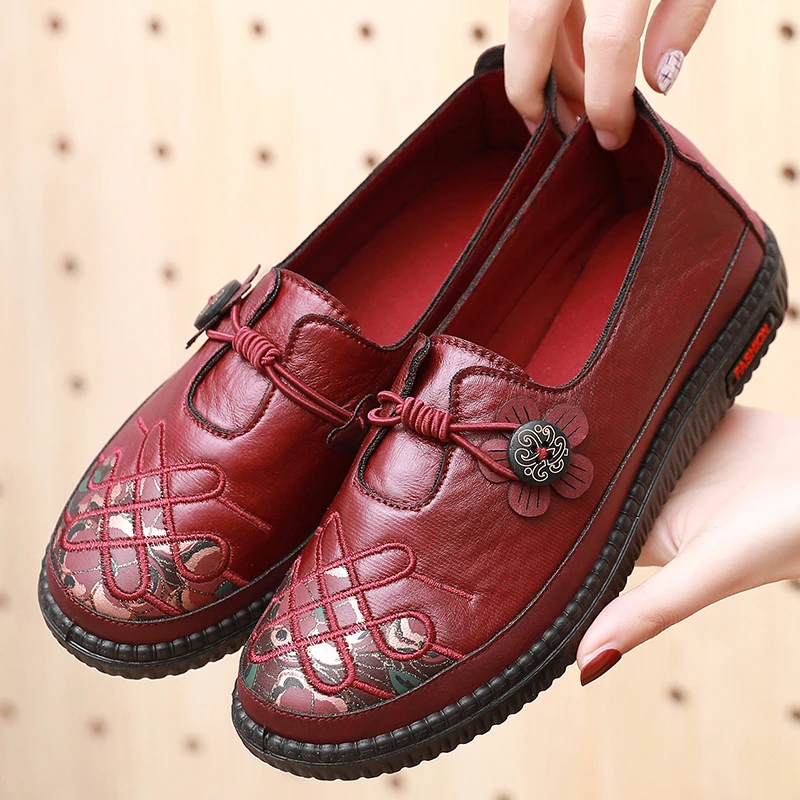 春秋妈妈鞋老北京布鞋休闲平底老年鞋女奶奶舒适防滑软底老人鞋女