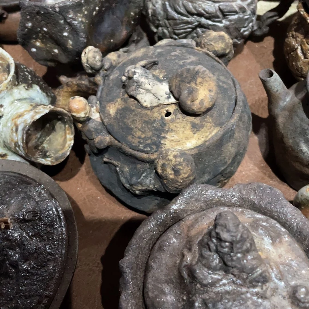 赤****间景德镇陶瓷艺术器物