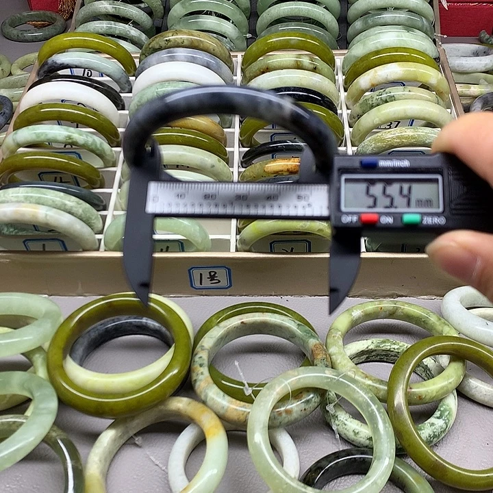 蛇纹石玉合金手镯12