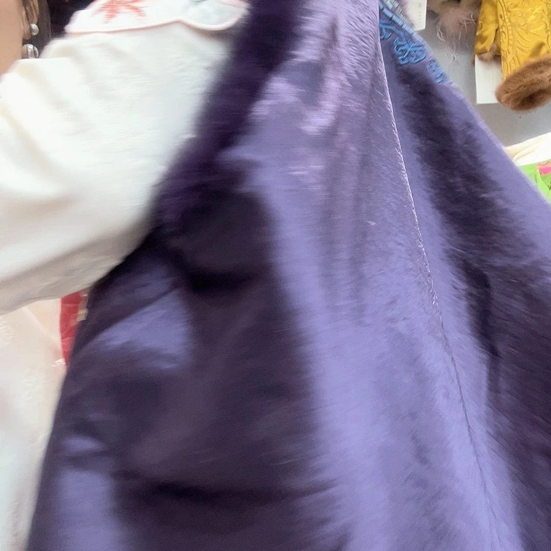 洋***凡马甲2件红外套一件