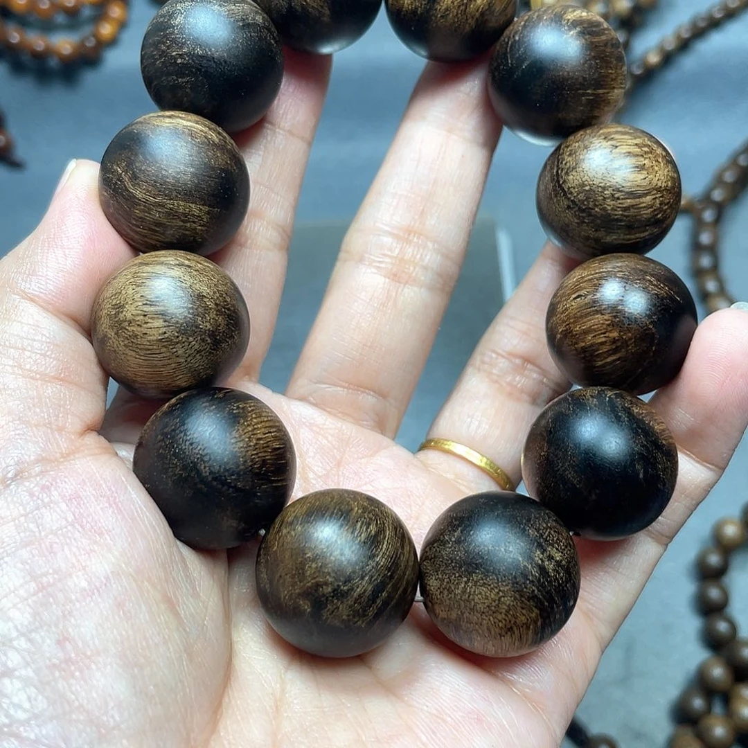 沉香手串白棋瘤疤2.0