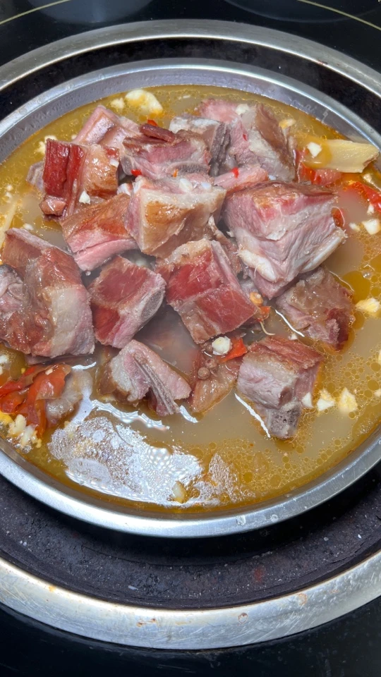 五峰低盐土猪腊排骨