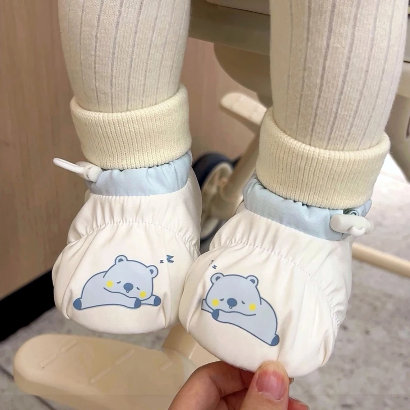 春秋0-1岁新生儿婴儿鞋袜一体软底学步鞋6一12个月男女宝宝不掉鞋