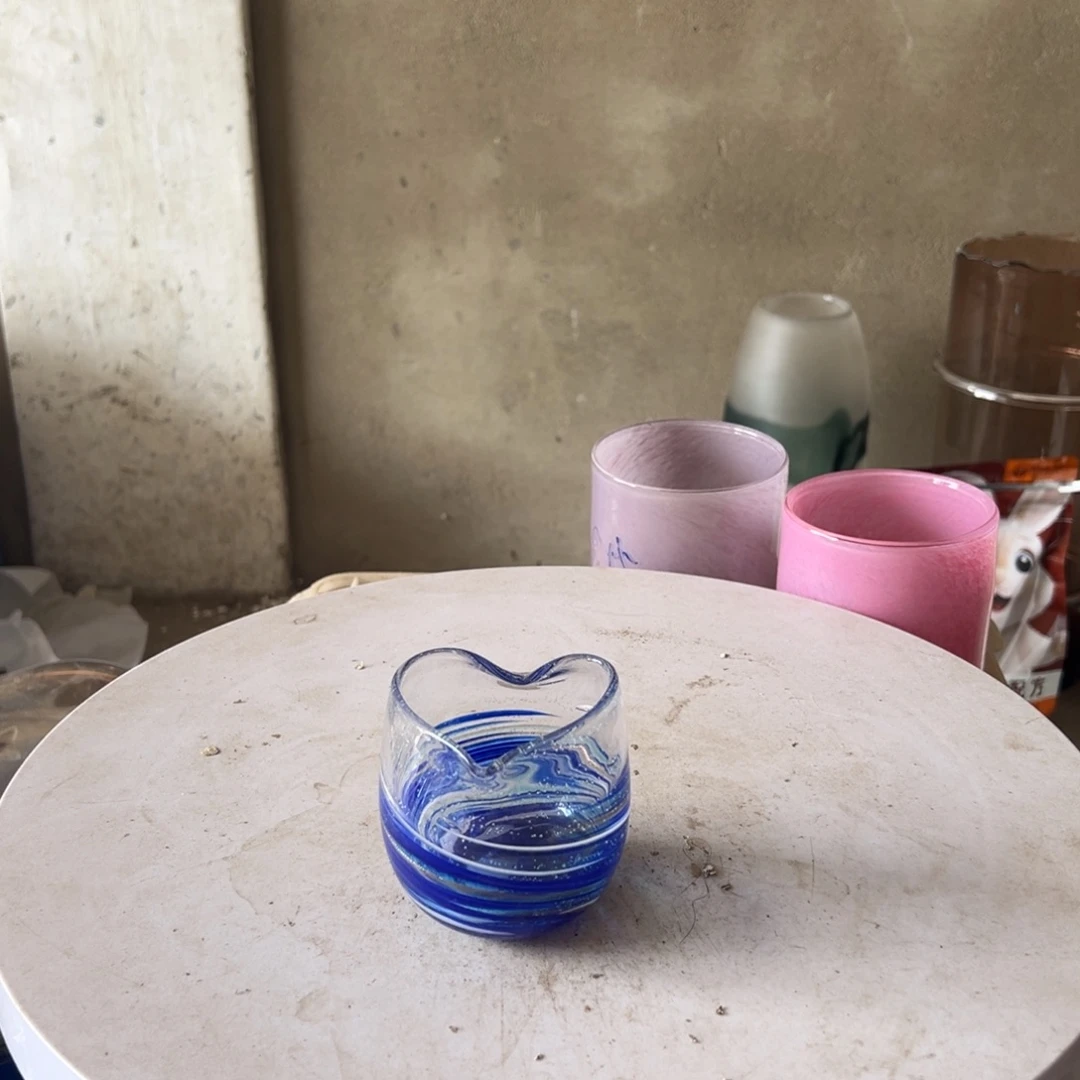 弘扬琉璃花器微瑕高度8