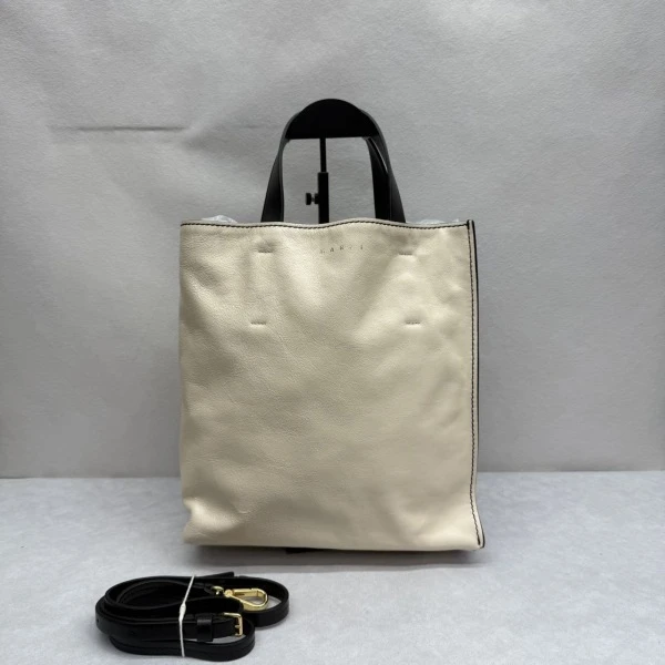 包包/玛尼/95新/250925ZX0014/C12021296314