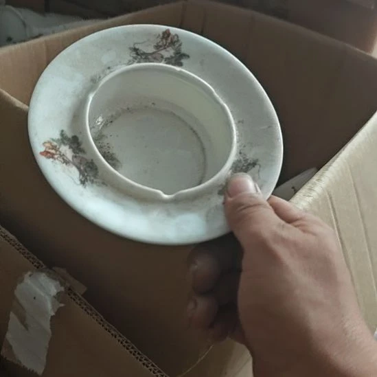 库存微瑕三打白骨精烟灰缸