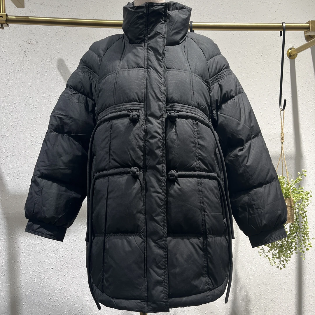 立领扭结羽绒服（9026）