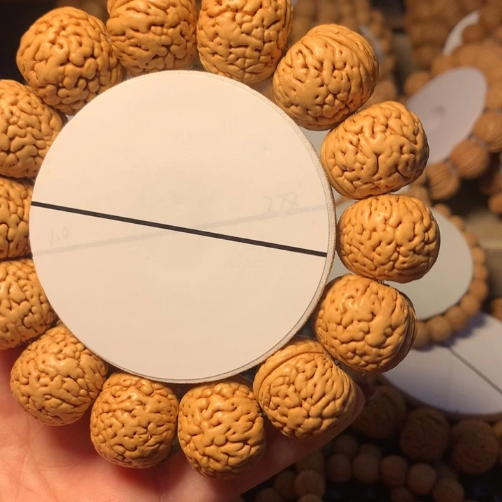 桃核手串M****?5号链接。。。。。