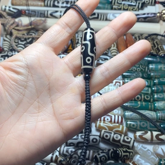 年***争玛瑙/玉髓未镶嵌颈饰