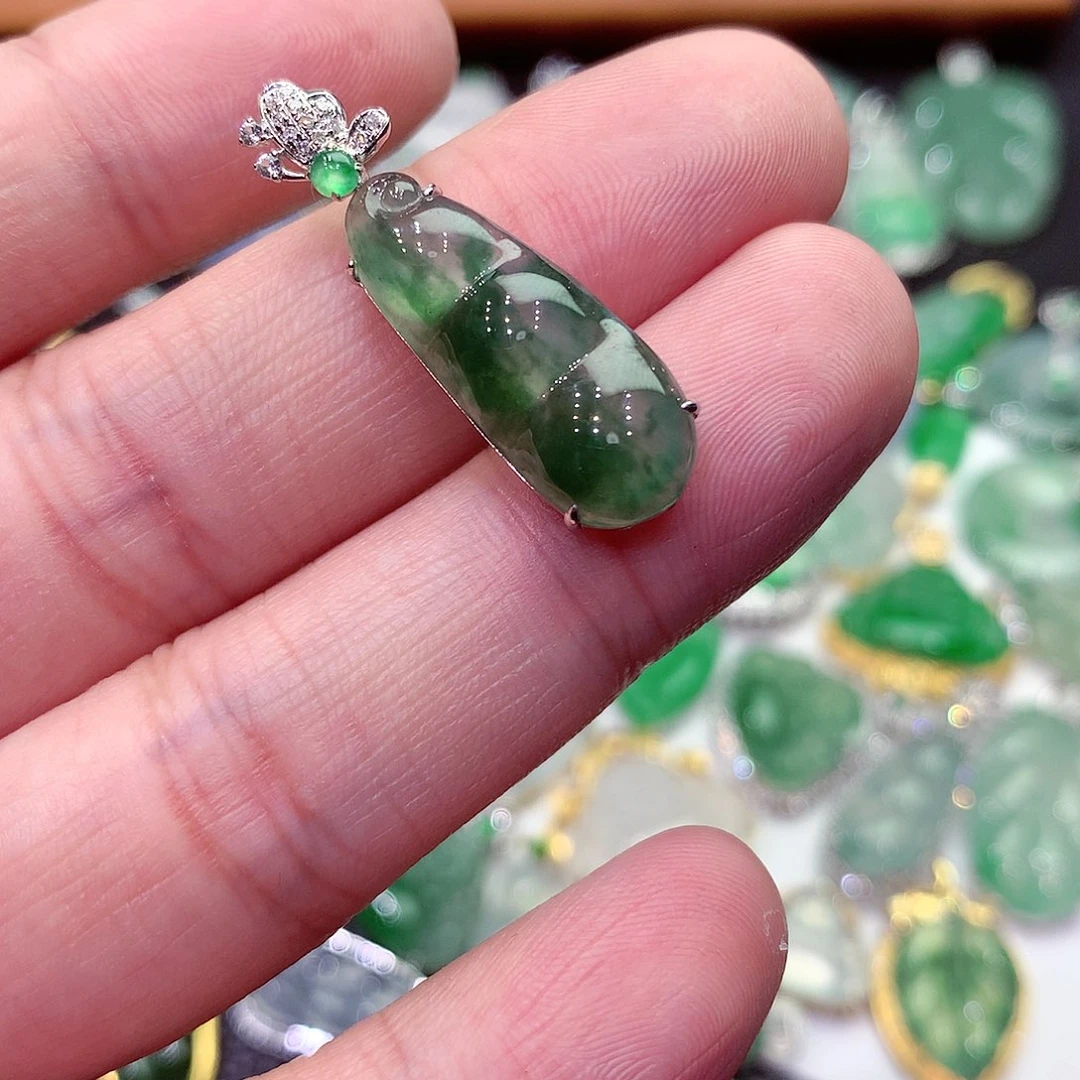 翡翠颈饰18K金镶嵌纯天然