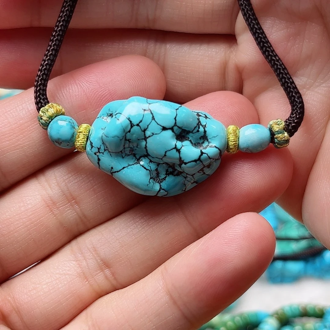 未镶嵌绿松石珠宝奇石