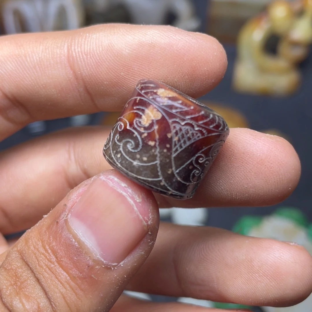 和田玉（糖玉）未镶嵌挂件