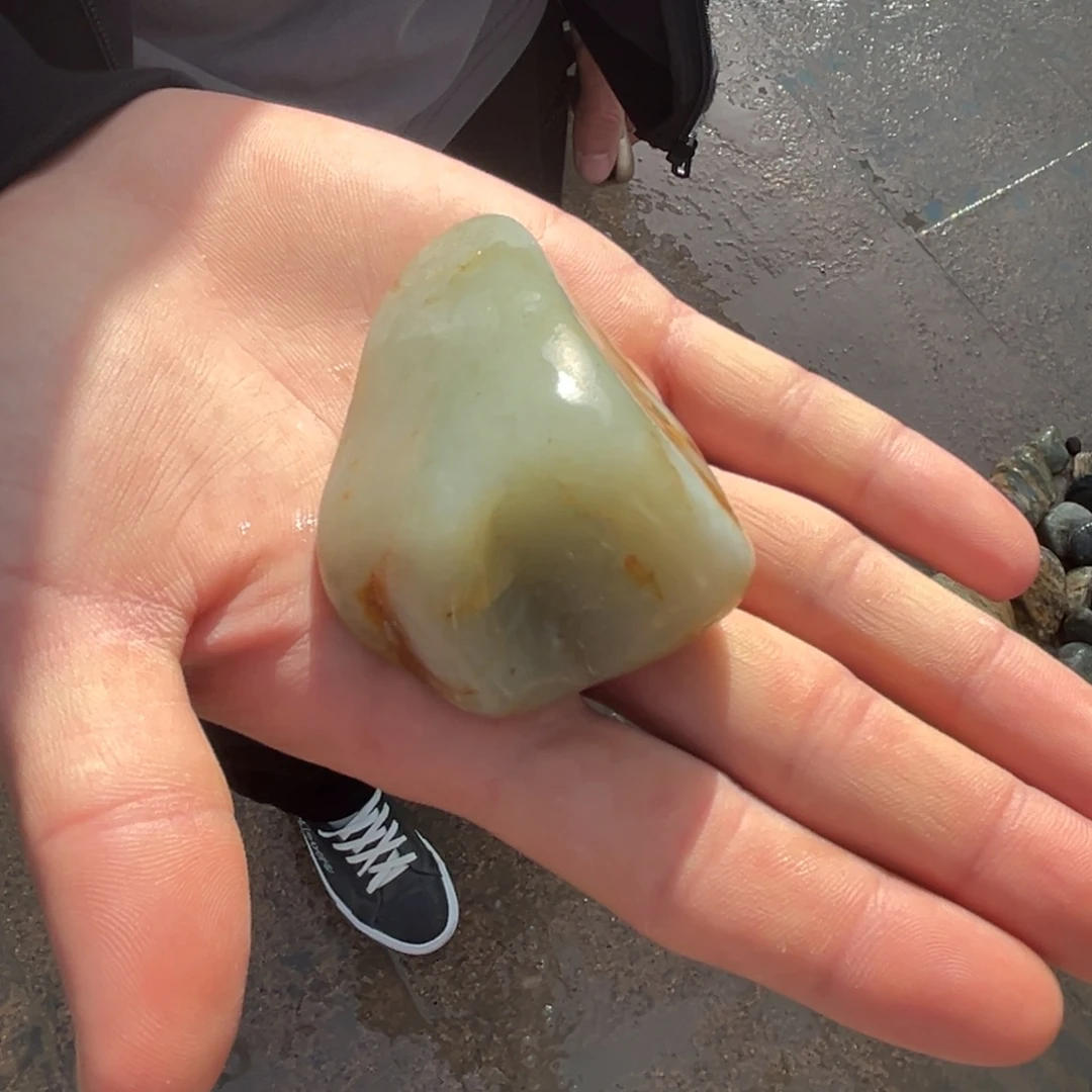 和田玉（糖玉）未镶嵌珠宝半成品