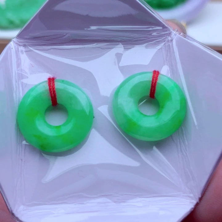 翡翠未镶嵌耳饰耳饰