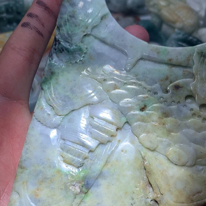 翡翠未镶嵌颈饰保真天然a货翡翠