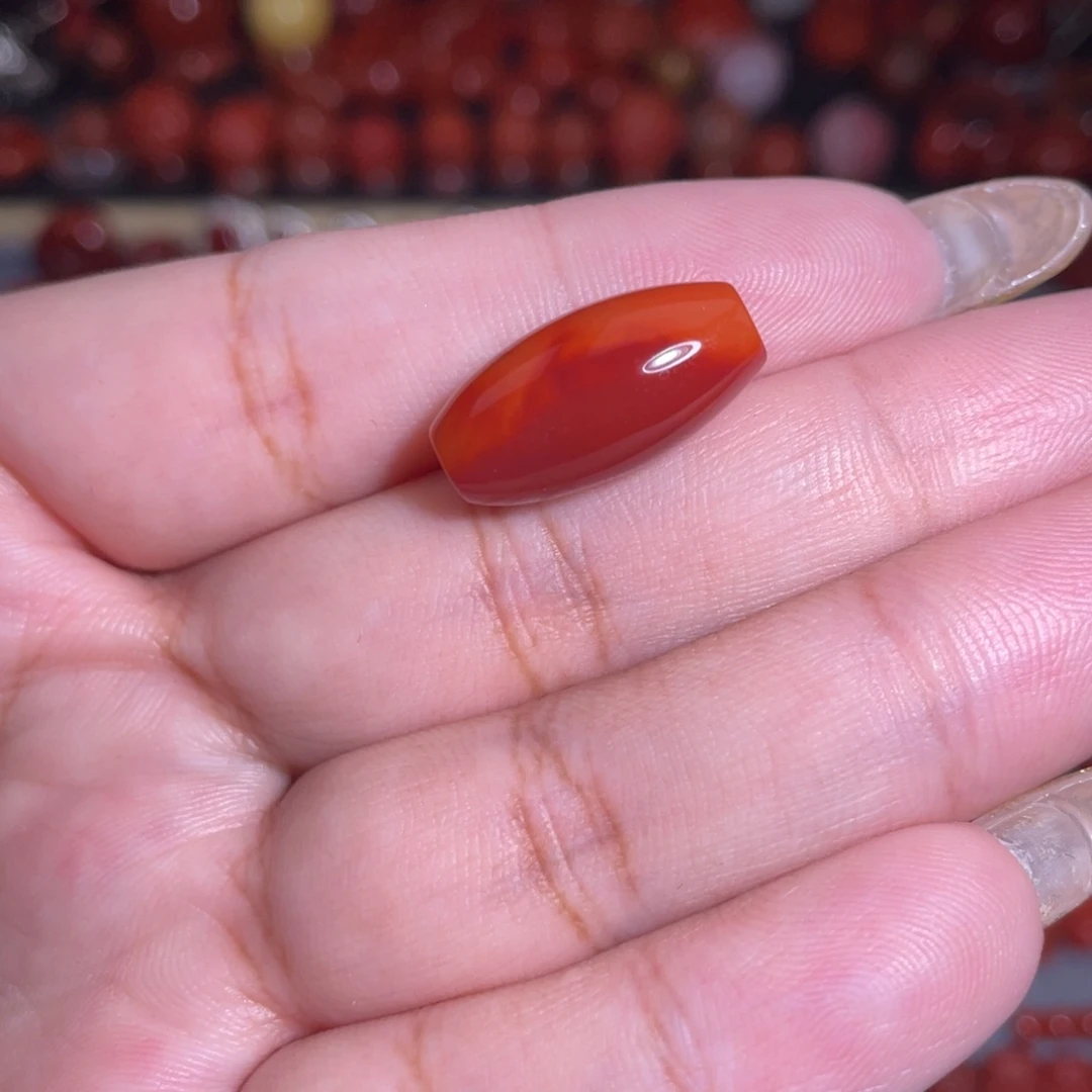 南红玛瑙未镶嵌桶珠