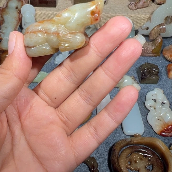 未镶嵌和田玉挂件