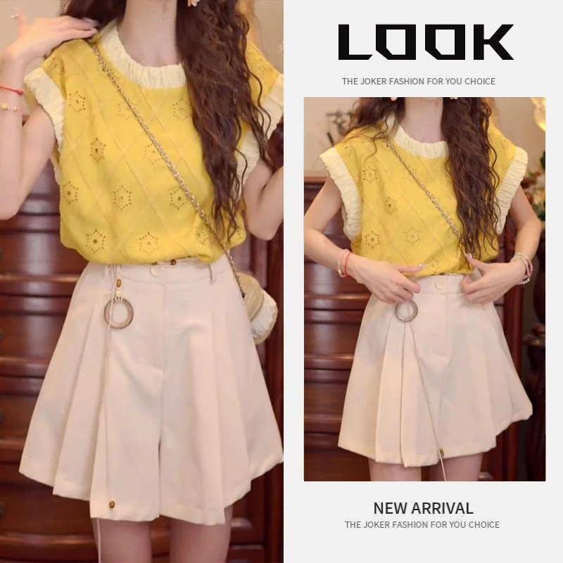 流行穿搭一整套女2025新款港风复古圆领镂空格纹上衣短裙两件套潮