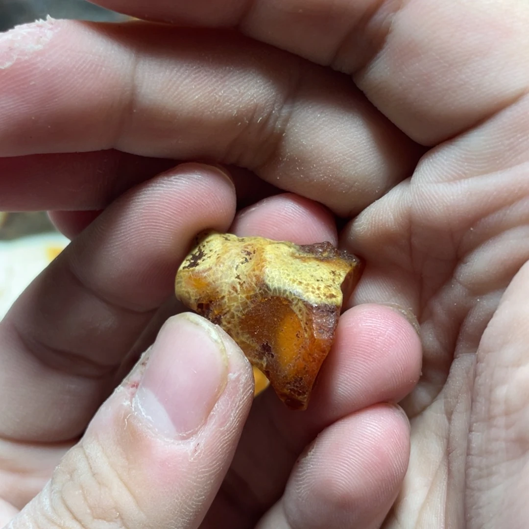 定制琥珀天然原矿
