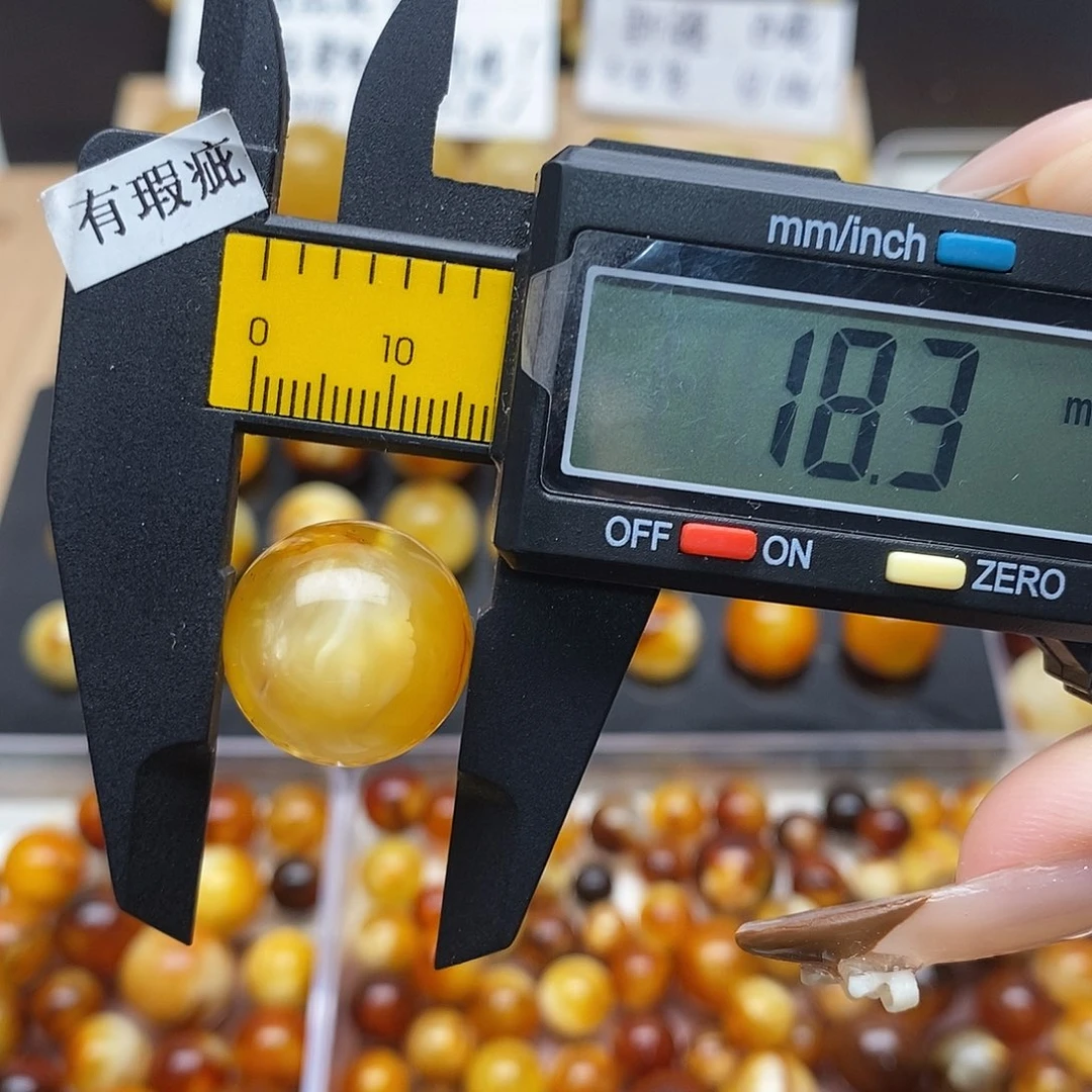 虫珀未镶嵌裸石蜜蜡823
