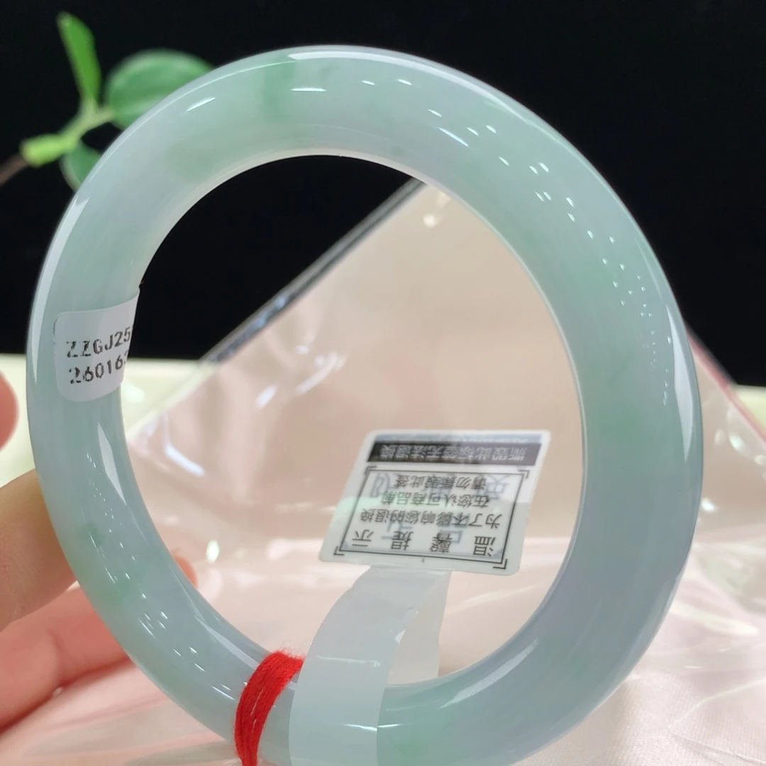 翡翠手镯未镶嵌111-1636