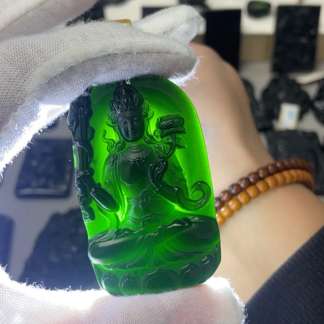 蛇纹石玉未镶嵌吊坠