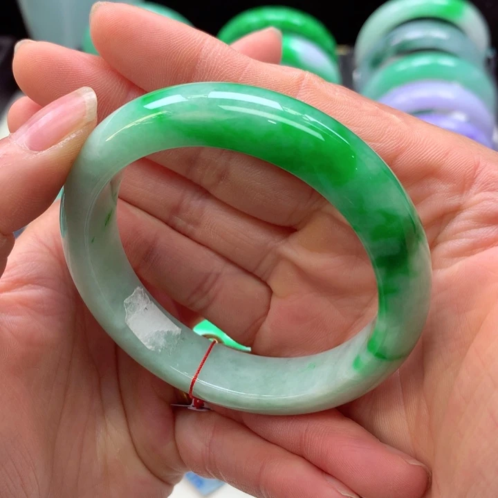 【闪购商品】翡翠手镯未镶嵌.*.天然翡翠手镯