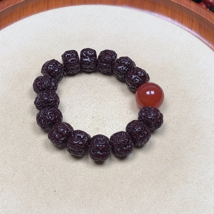 金刚菩提吊坠15585588888888