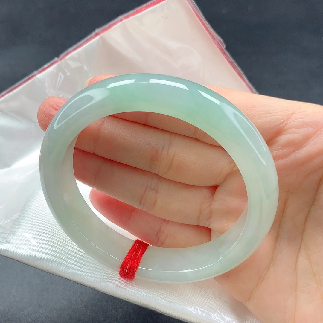 未镶嵌手镯翡翠（45号）