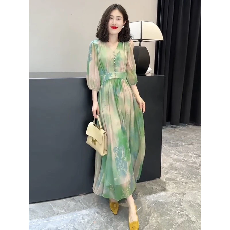 气质名媛高端女神范高级感高端精致碎花雪纺连衣裙2025新款女夏季