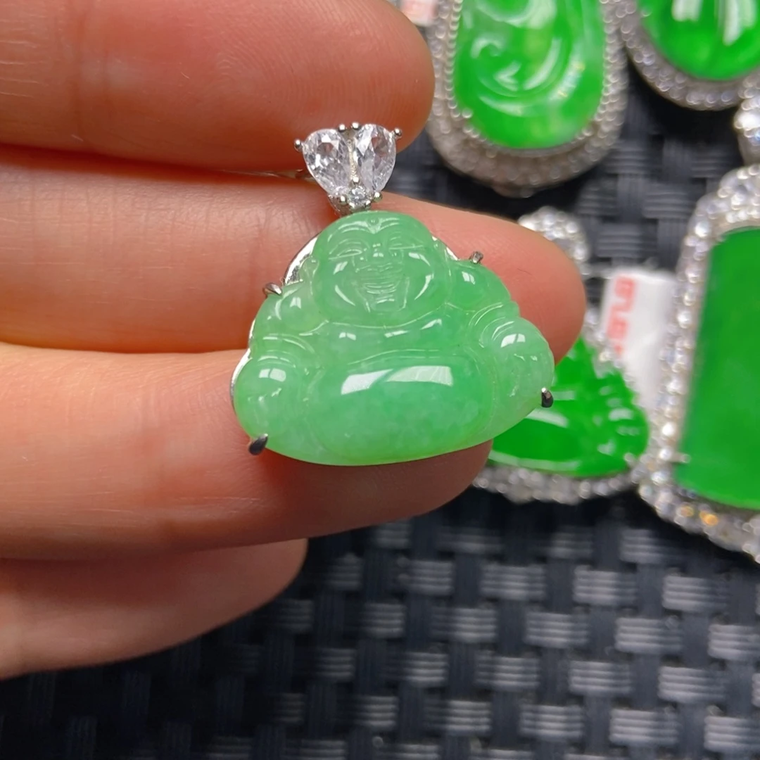 翡翠银S925镶嵌颈饰佛公吊坠