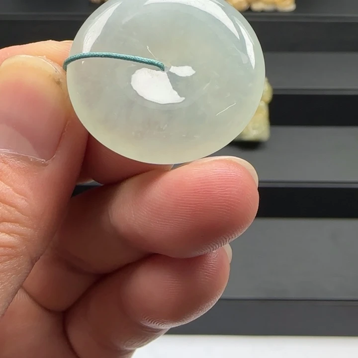 颈饰未镶嵌翡翠平安扣