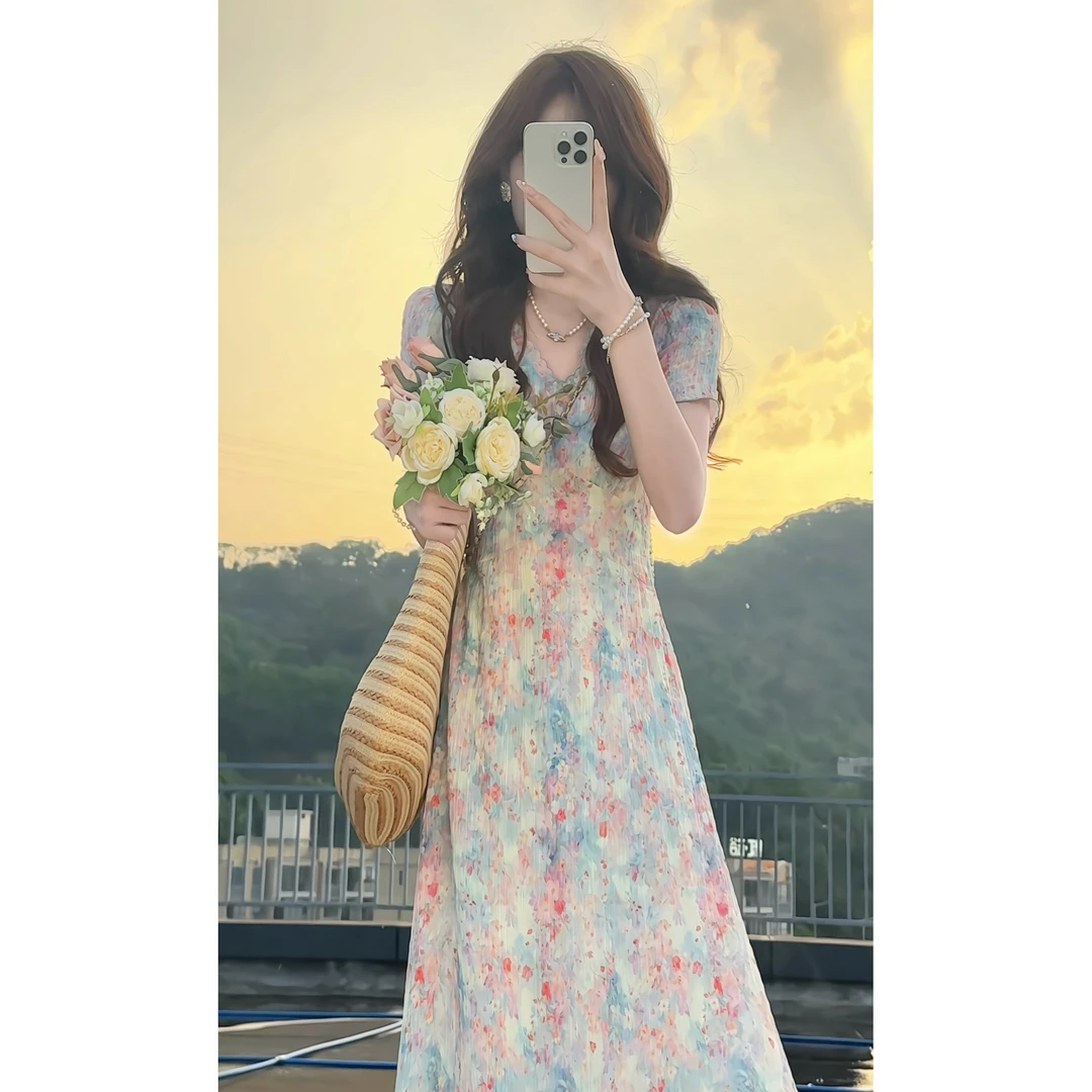 法式设计感碎花收腰短袖连衣裙女夏季新款温柔气质长裙9100