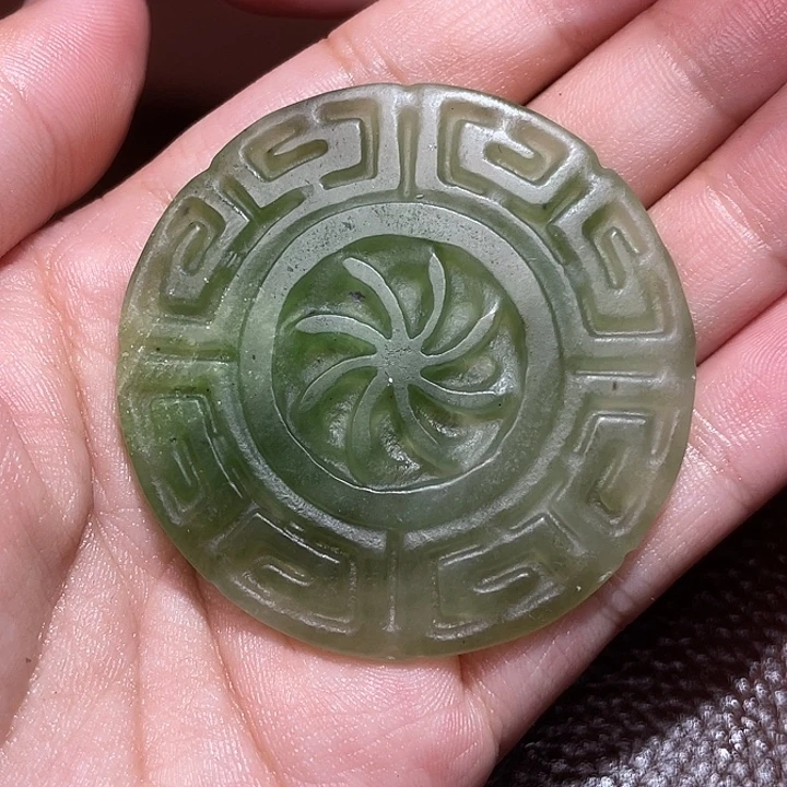 心***神和田玉未镶嵌颈饰