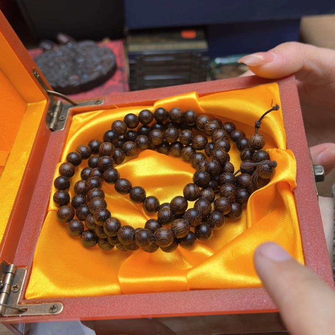 大叶紫檀（黑酸枝木类）