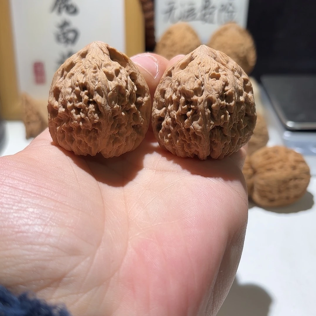 吊坠桃核南将38高炮有黄