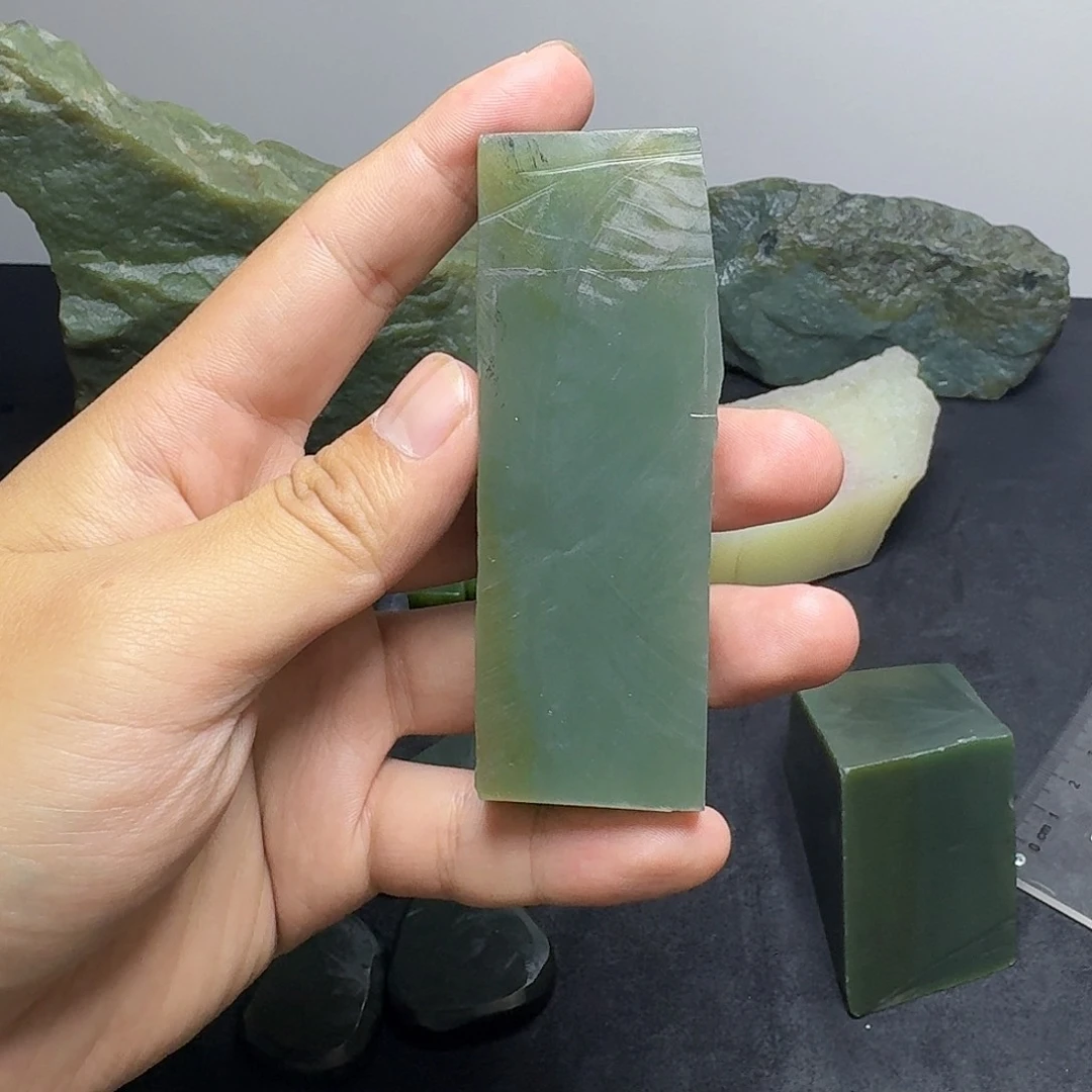 足铂镶嵌和田玉（糖玉）珠宝半成品t****1