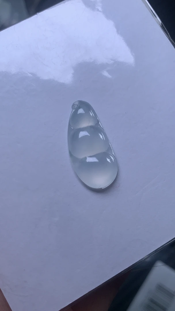 缅料翡翠冰透豆子26.9-12.5-4.5